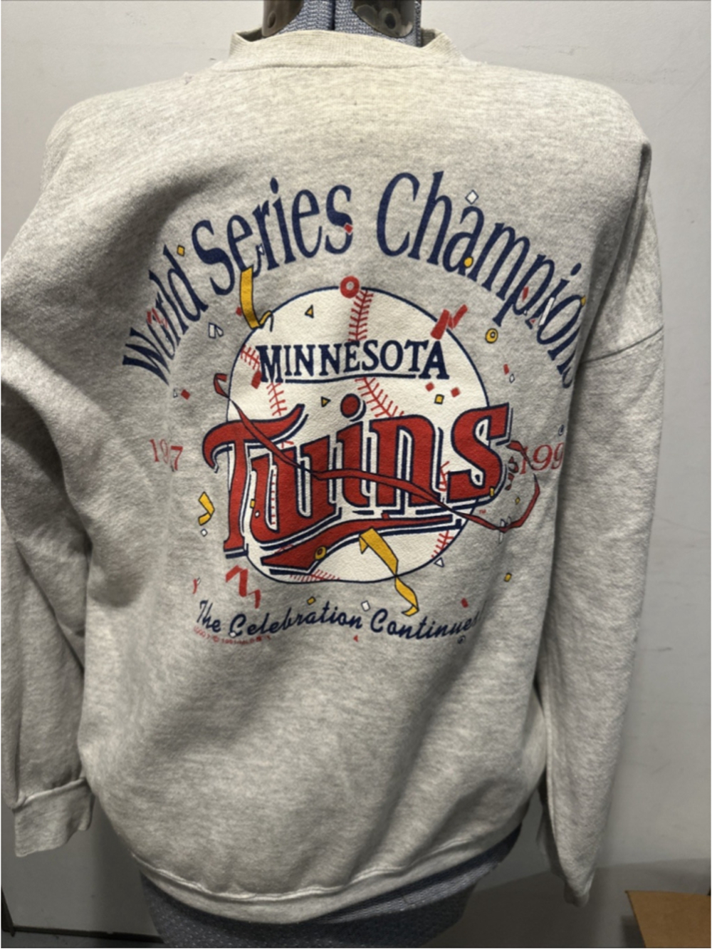 Vintage 1991 Minnesota Twins World Series Champions Sweatshirt XL Logo 7